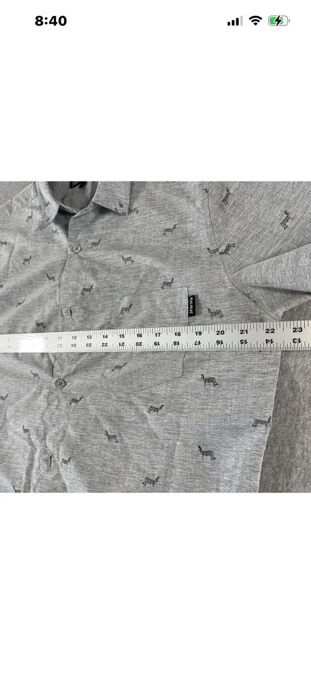 Molokai Surf Co. Gray Short Sleeve Button-Down Shirt, Zebra Print Men’s L - Picture 2 of 7